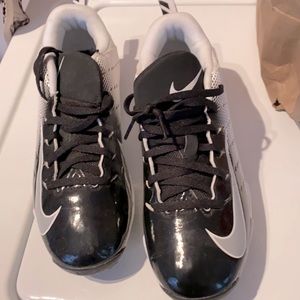 Football cleats- brand new